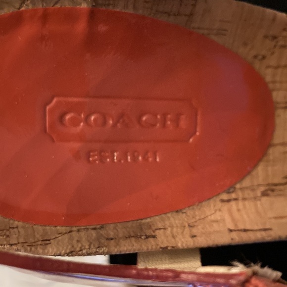 Shoes - Picture 2 of 4